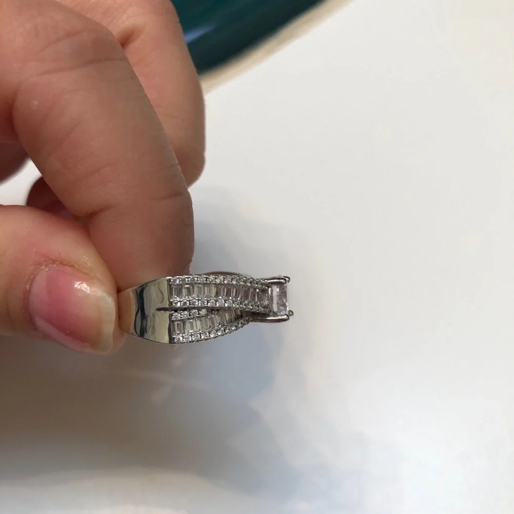STERLING SILVER CZ RING - Picture 3 of 5
